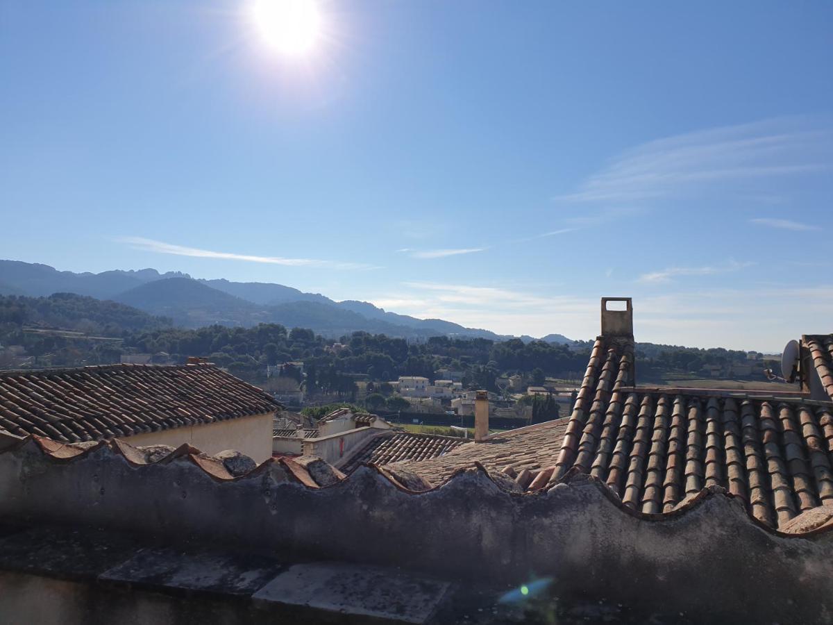 L'Angelus, Gite De Charme Au Coeur Du Vieux Village De 사블레 외부 사진